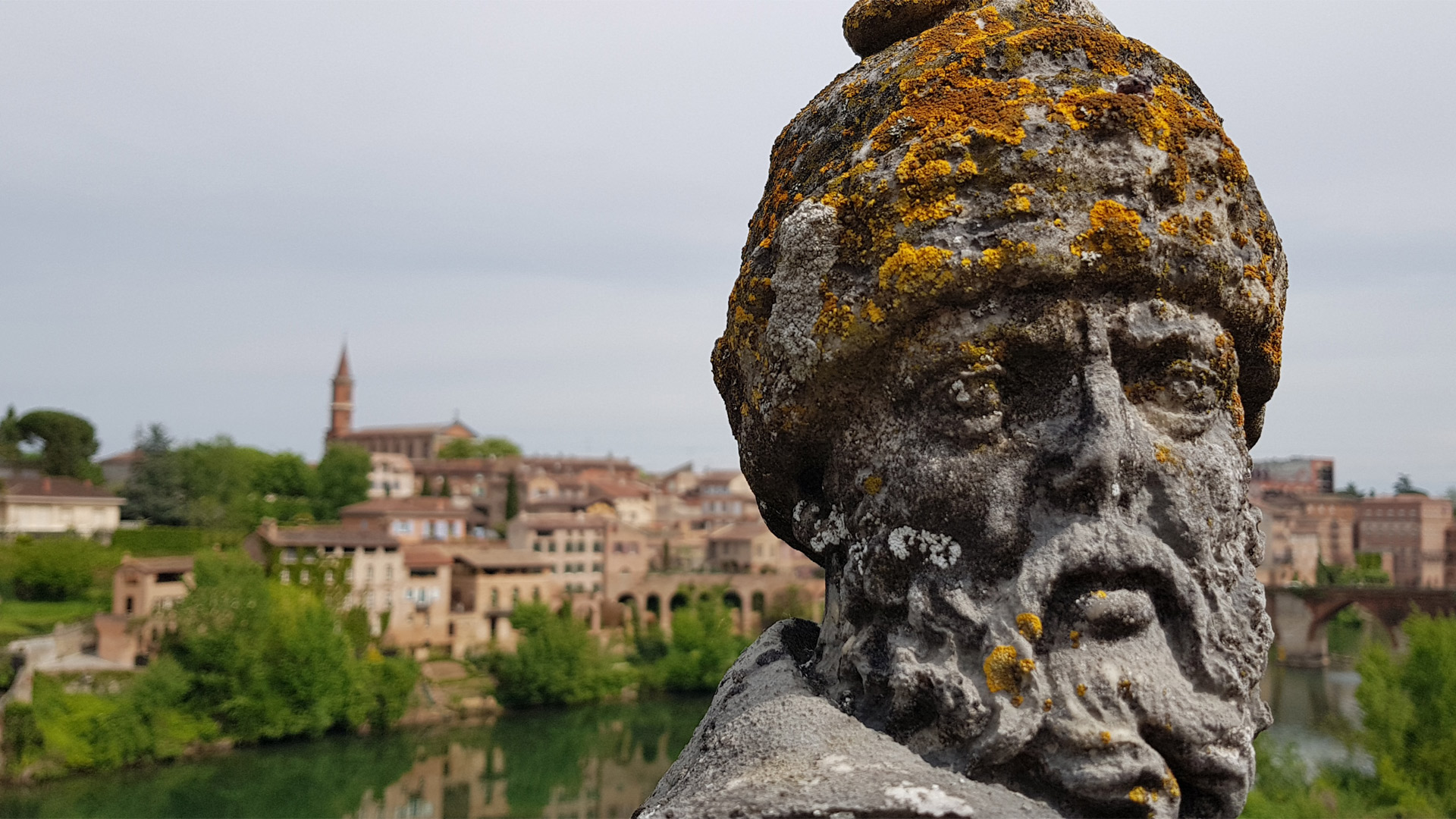 Albi statue du jardin du Palais de la Berbie