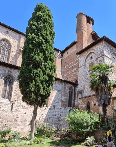 Albi visiter la collégiale Saint Salvi