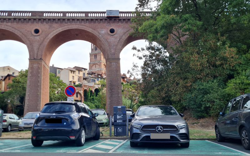 Recharger sa voiture électrique à Albi - Ici parking du Bondidou